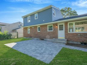 120 Cherry Drive W, Plainview NY 11803