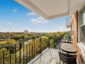 2 Bronxville Road 7C, Bronxville NY 10708