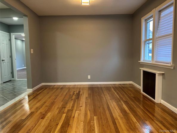 177 Roberta, Valley Stream NY 11580