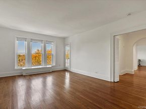 490 Bleeker Avenue 4L, Mamaroneck NY 10543
