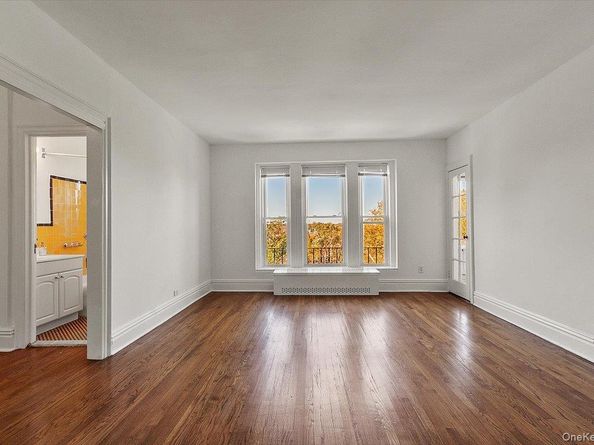 490 Bleeker Avenue 4L, Mamaroneck NY 10543