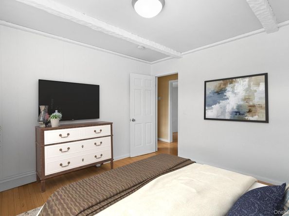 33 Johnson Road, Scarsdale NY 10583