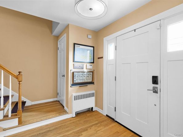 33 Johnson Road, Scarsdale NY 10583