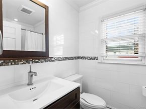 33 Johnson Road, Scarsdale NY 10583