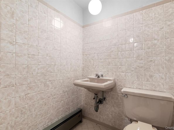 33 Johnson Road, Scarsdale NY 10583