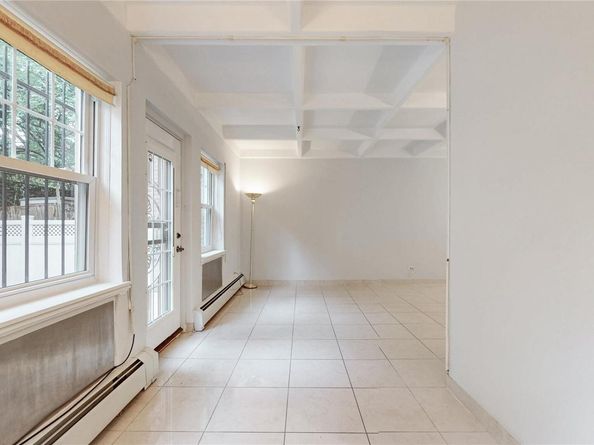 147-36 Charter Road 34A, Kew Garden Hills NY 11435