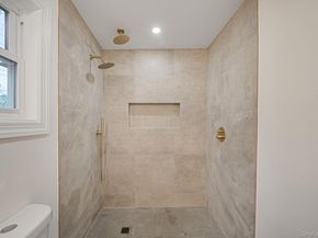 6 Connetquot Drive, Oakdale NY 11769