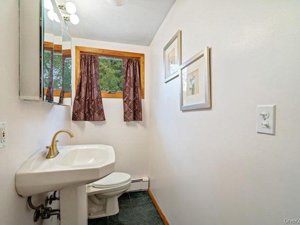 4 Windmill Lane, Mount Sinai NY 11766