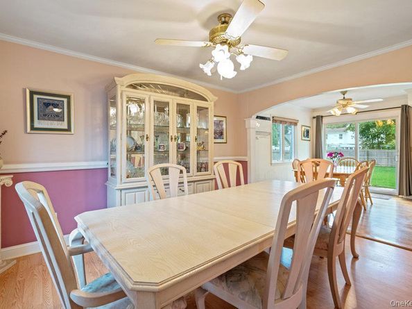4 Windmill Lane, Mount Sinai NY 11766