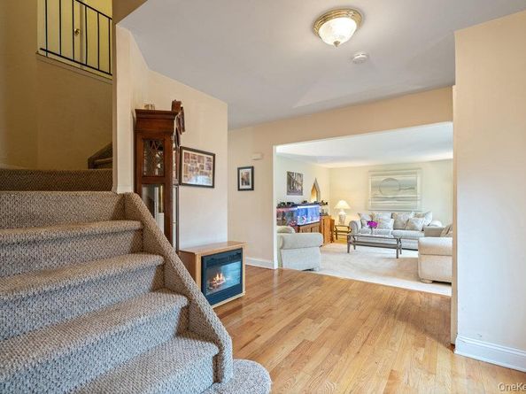 4 Windmill Lane, Mount Sinai NY 11766