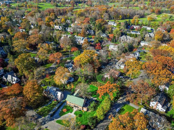 290 Overlook Road, New Rochelle NY 10804