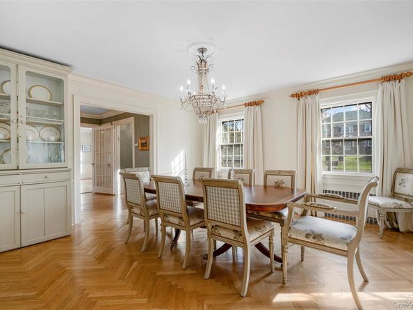 290 Overlook Road, New Rochelle NY 10804