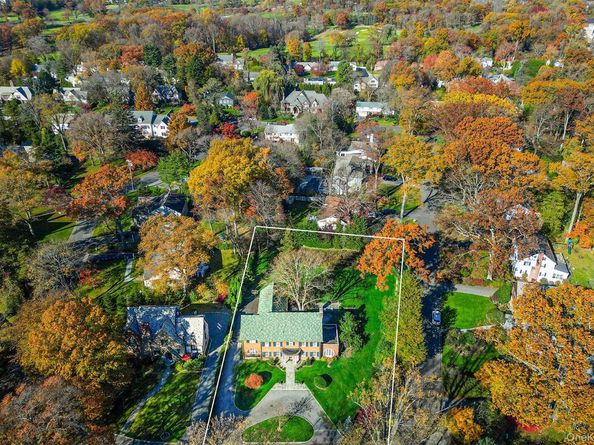 290 Overlook Road, New Rochelle NY 10804