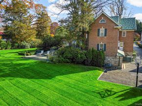 290 Overlook Road, New Rochelle NY 10804