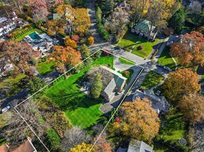 290 Overlook Road, New Rochelle NY 10804