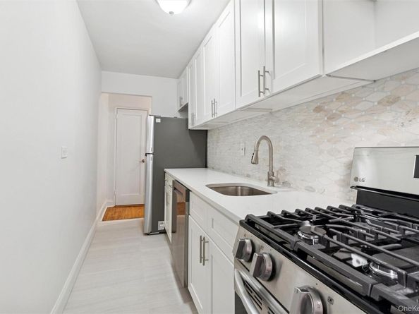 67-12 Yellowstone Boulevard B16, Forest Hills NY 11375