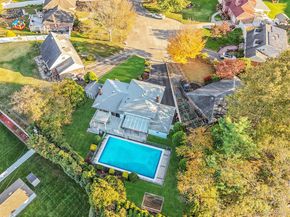 9 Dean Court, Commack NY 11725
