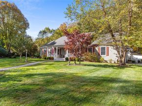 898 Peconic Bay Boulevard, Jamesport NY 11901