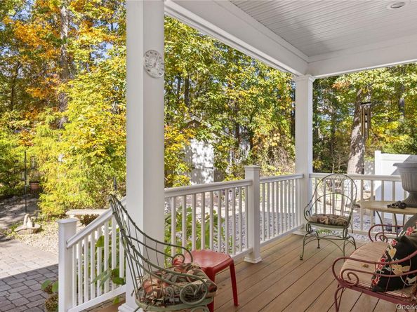 898 Peconic Bay Boulevard, Jamesport NY 11901