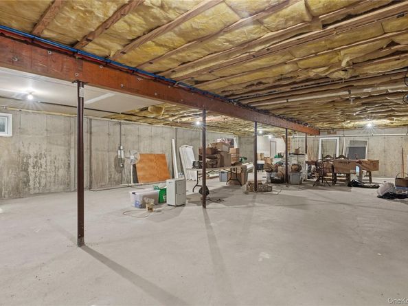 898 Peconic Bay Boulevard, Jamesport NY 11901