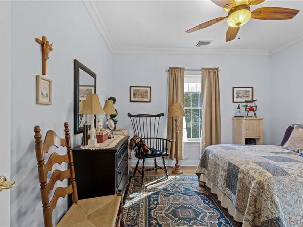 898 Peconic Bay Boulevard, Jamesport NY 11901