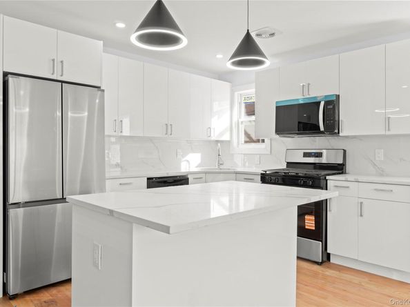 24533 147th Road, Rosedale NY 11422