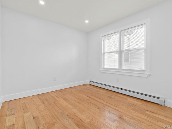 24533 147th Road, Rosedale NY 11422