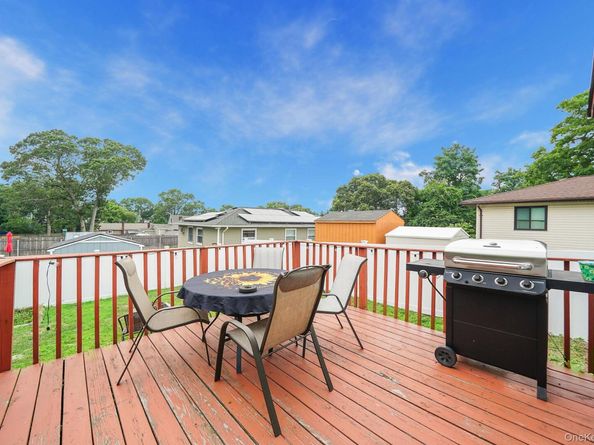 22 Highview Drive, Selden NY 11784