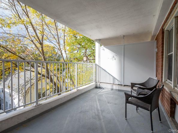 600 Locust Street 2J, Mount Vernon NY 10552