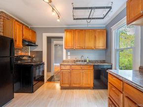 221 N Greeley Avenue, Chappaqua NY 10514