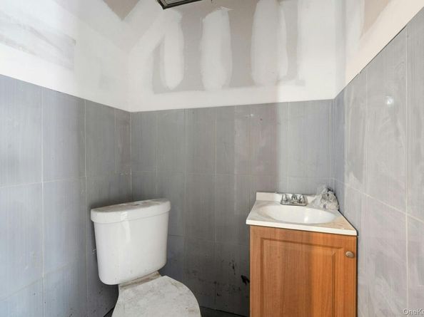 1636 E 172nd Street, Bronx NY 10472