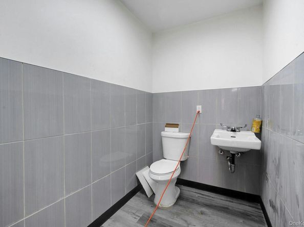 1636 E 172nd Street, Bronx NY 10472