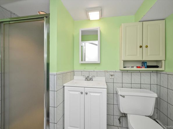 15428 27th Avenue, Flushing NY 11354