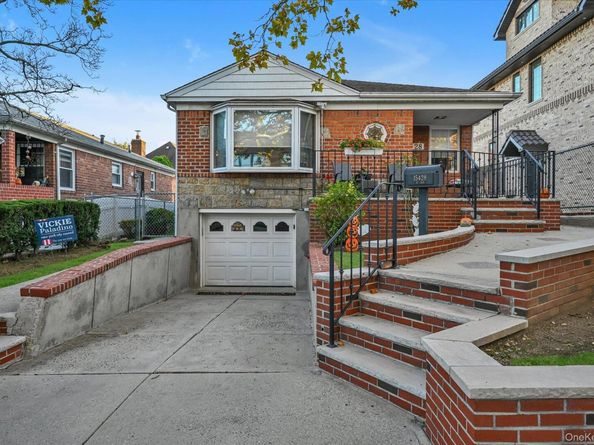 15428 27th Avenue, Flushing NY 11354