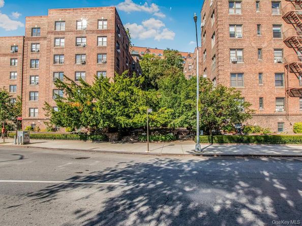 3015 Riverdale Ave 4B, Bronx NY 10463