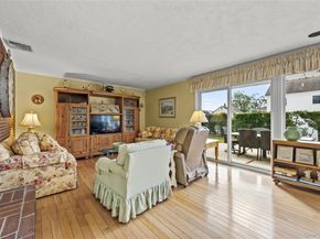 2860 Lenox Road, Oceanside NY 11572