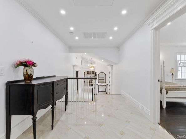 675 Quaker Road, Chappaqua NY 10514