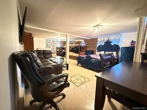 12 Hilton Court, Hicksville NY 11801