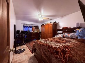 12 Hilton Court, Hicksville NY 11801