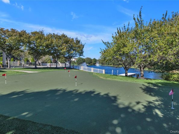 39 Hamlet Woods Drive, Saint James NY 11780