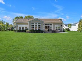 39 Hamlet Woods Drive, Saint James NY 11780