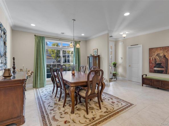 39 Hamlet Woods Drive, Saint James NY 11780