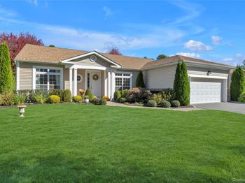 39 Hamlet Woods Drive