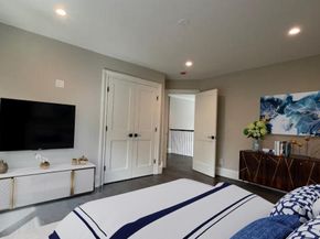 7 Crescent Cove Drive, Seaford NY 11783
