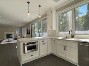 7 Crescent Cove Drive, Seaford NY 11783