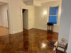 8431 108th Street, Richmond Hill North NY 11418