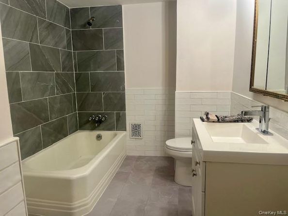 8431 108th Street, Richmond Hill North NY 11418