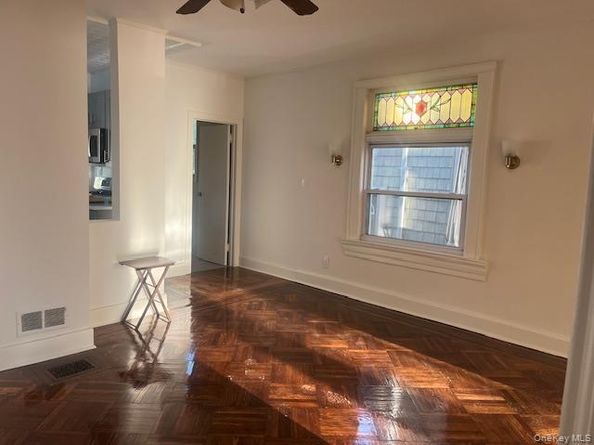 8431 108th Street, Richmond Hill North NY 11418