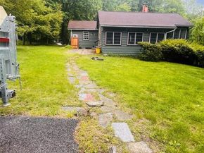 33 Baron De Hirsch Road, Crompond NY 10517
