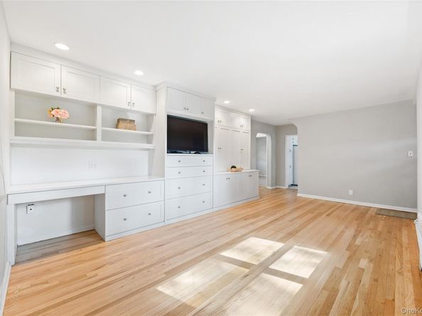 73-08 220th Street Lower, 405B1, Oakland Gardens NY 11364